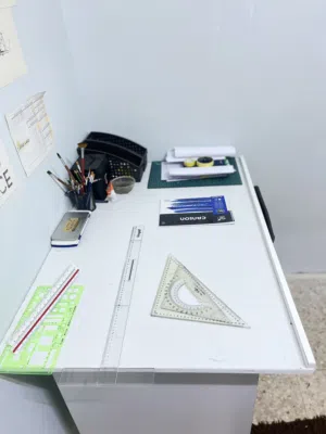 مرسم خشب لطلاب الهندسة المعمارية