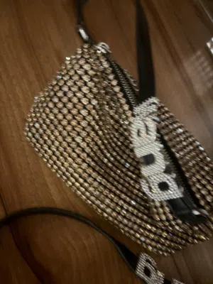 حقيبه كرستال ابيض واذهبي  حقيبه فلنتينو