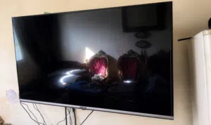 شاشة فريش سمارت43
