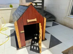 Dog house for medium sized dogs