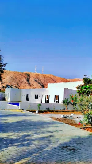 مزرعه للبيع او الإيجار