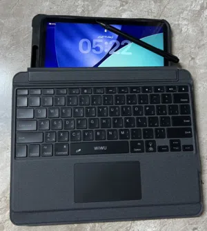 Ipad pro 12.9 M2. 128GB ايباد برو 12.9 الجيل6 الذاكرة 128 جي بي