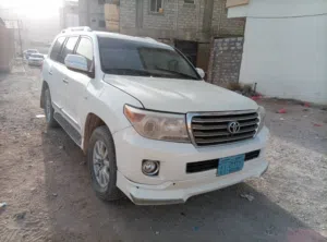 لاندكروزر موديل 2009 مرهم 2015