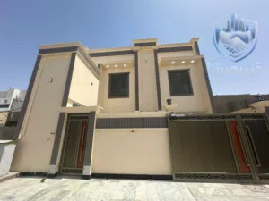 دار سكني حديث للبيع/حي الاحرار مقابل المدينة الرياضية