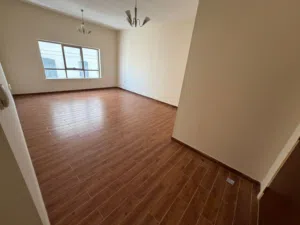 أجمل الشقق بكورنيش عجمان بموقع مميز ومناسب للسكن العائلي