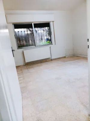 شقة في عمارة طابقية طلوع شهوان