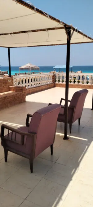 شالية إيجار بقرية الريفيرا ك 59،مكيف، ثانى نمرة من البحر ،فرش نضيف