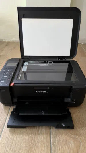 Canon PIXMA MG4240 — واي فاي، طباعة مزدوجة وشاشة. حالة ممتازة للبيع طابعة شاملة (طابعة، ماسح ضوئي