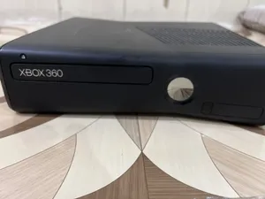 اكس بوكس 360 s للبيع مستعمل وشغال 100‎% مع 2 جوستك كيبل وبلوتوث باتري مع محوله وكيبل HD