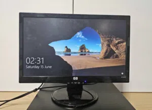 22" HP monitors for sale  in Jenin