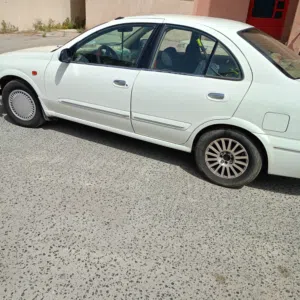 سياره نيسان صني للبيع