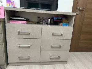 خزانة ست جوارير استعمال خفيف للبيع ، يمكن استخدامها بيرو لغرف النوم ، خشب لامينيت تفصيل بجوده عاليه