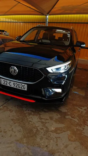 MG ZS 2023 LUX