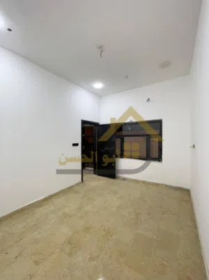 شقة طابق اول للايجار في شارع الوفود.