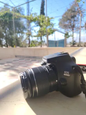 كاميرا كانون