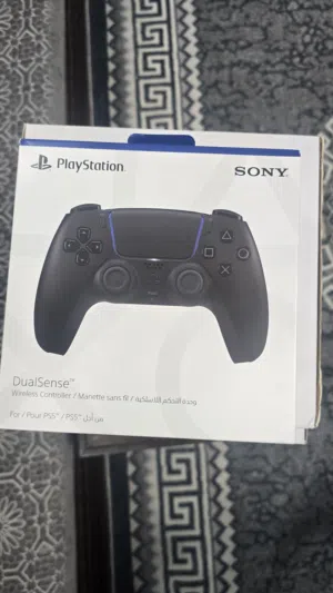 ps5 controller new / يد تحكم بلايستيشن 5 جديده بالكرتون