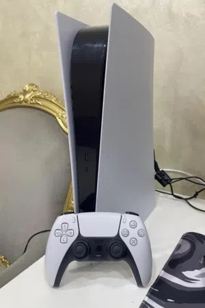 PS5 with gtav and fifa cd