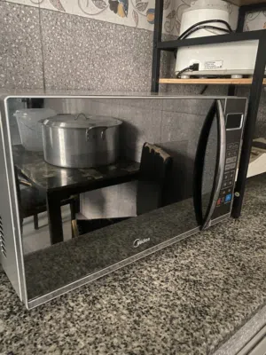 ميكرويف midea نظيف