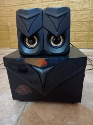 سماعات شبه جديد وكاله Redragon صوت قوي واضح
