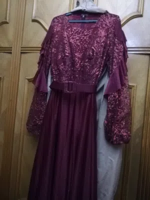 سواريه لبسه واحدة ساعتين