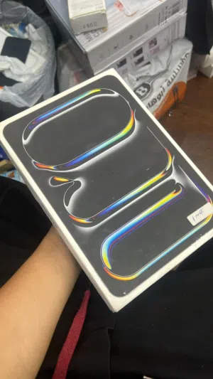 Apple iPad Pro 11 256 GB in Sana'a