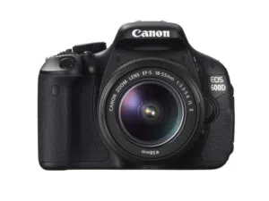 كاميرا كانون Canon 600D للإيجار اليومي - بحالة ممتازة