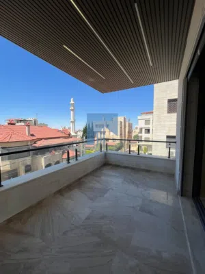 220 m2 4 Bedrooms Apartments for Sale in Amman Um Uthaiena