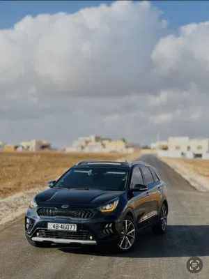 ما شاء الله ، كيا نيرو 2020 تورينج كوري (أعلى صنف SX) فحص 7 جيد كرت أبيض بحالة الوكالة ..