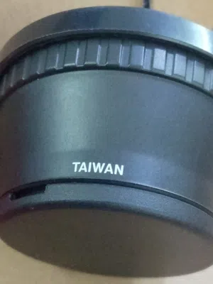 عدسه من نوع Canon جديده للبيع