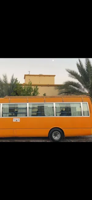 سله لباص موستبيشي