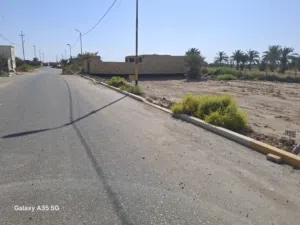 قطعتين متجاورات في مجمع سعيد ( حي الامين 2 ) مساحة كل وحدة 200  البيع وحدة او كلاهما