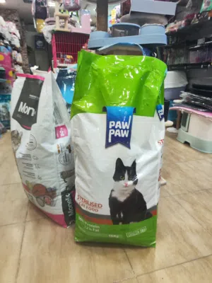 طعام القطط المعقم إلى توفير التغذية المتوازنة للقطط المعقمة.