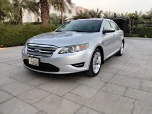 Ford taurus