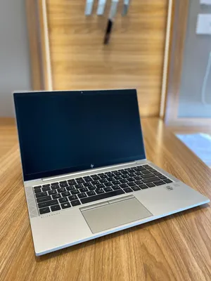 HP . Windows . 14" . Used0