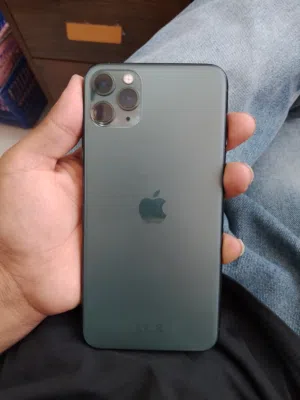 Apple iPhone 11 Pro Max 256 GB in Basra