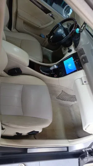 Used Mercedes Benz C-Class in Zarqa