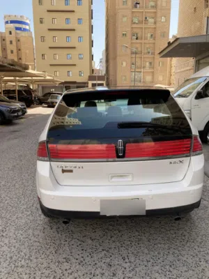 لنكون جيب MKX 2010 بحاله ممتازه باانوراما