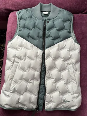 جاكيت باف nike اصلي