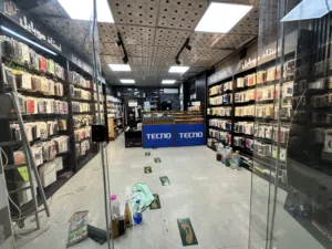 محل اكسسوارات للبيع