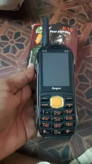 Four Sim Card Mobile