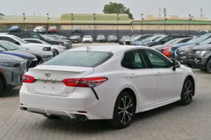 تويوتا كامري SE موديل 2019 لون أبيض TOYOTA CAMRE SE 2019 WHITE