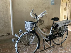 Bicycles . Used0