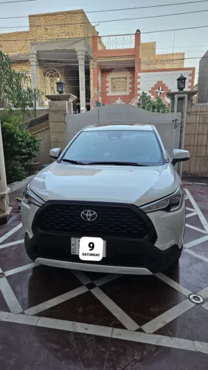 كورلا كروس هايبرد 2024