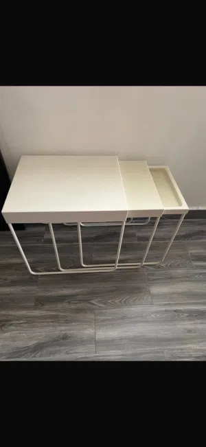 طاولات جانبيه عدد2 لون ابيض بالكامل جديده غير مستعمله
