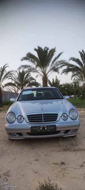 بسم الله مرسيدس عوينات2002 جمرك رسالة مفتوحة ماشيه 146الف كيلو استراد ألمانيا كمبيو عادي سياره جديدة