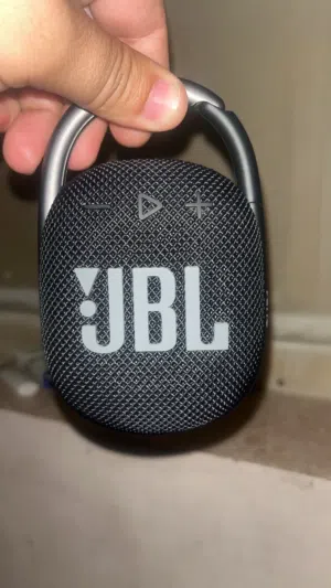 بحالة الجديد Jbl clip 4 سماعة