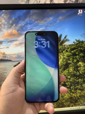 15 Pro max 512 Gb 95% changed copy+ back / نظيف جدا مبدل الشاشة الأمامية تجاري