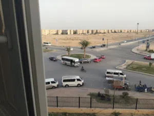 شقة للبيع الحي 11 كمبوند مصر الحجاز العاشر من رمضان على طريق مصر النور ودوران مصر الحجاز موقع مميز