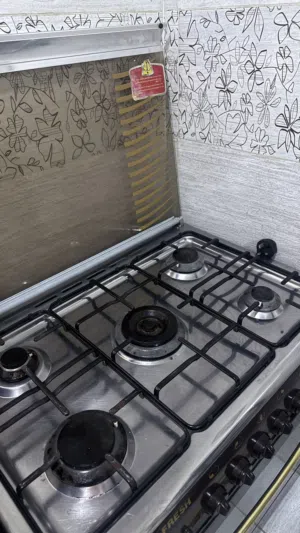 طباخه مع فرن