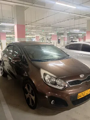 Used Kia Rio in Muscat